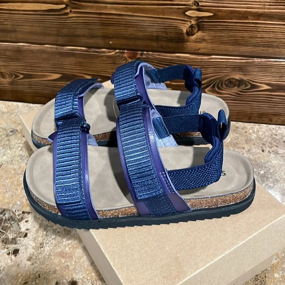 Steve Madden Boy’s Sandals - Picture 3 of 9